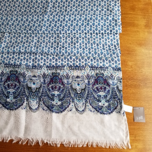 J.Jill Light Mosaic Scarf - cream, blues & a hint of maroon - Picture 4 of 8
